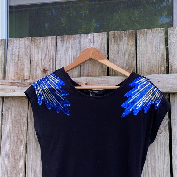 EUC Forever 21 Black Blue Sequins Top - Picture 8 of 9
